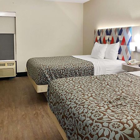 Days Inn & Suites By Wyndham Peachtree Corners Norcross Εξωτερικό φωτογραφία