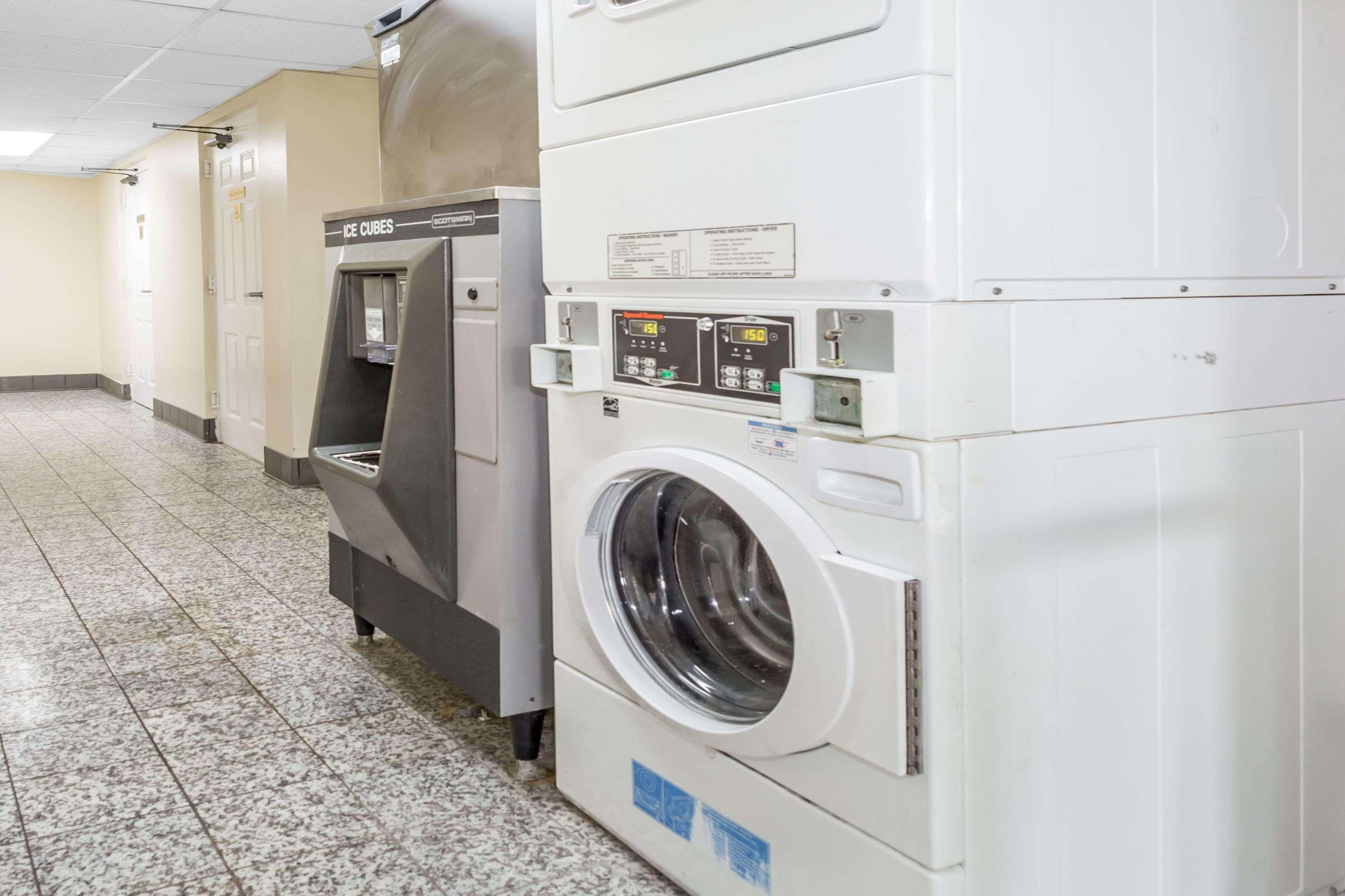 Days Inn & Suites By Wyndham Peachtree Corners Norcross Εξωτερικό φωτογραφία