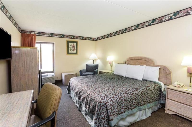 Days Inn & Suites By Wyndham Peachtree Corners Norcross Εξωτερικό φωτογραφία