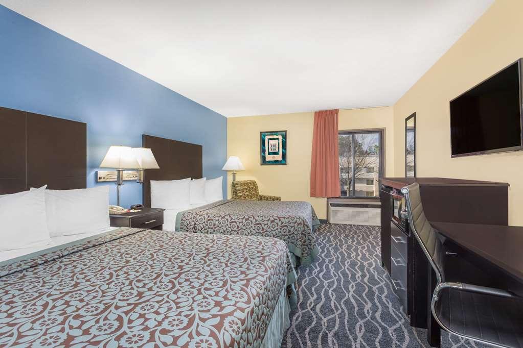 Days Inn & Suites By Wyndham Peachtree Corners Norcross Δωμάτιο φωτογραφία