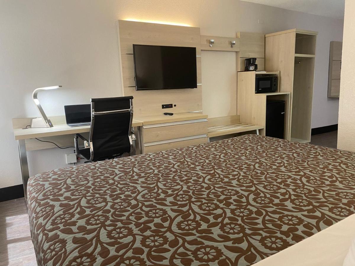 Days Inn & Suites By Wyndham Peachtree Corners Norcross Εξωτερικό φωτογραφία